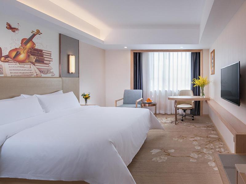 Vienna Hotel Shenzhen Pingji Ave Exterior photo